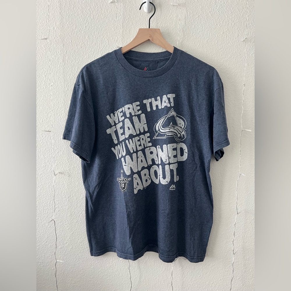 Colorado Avalanche Playoff Tee | Large | Majestic